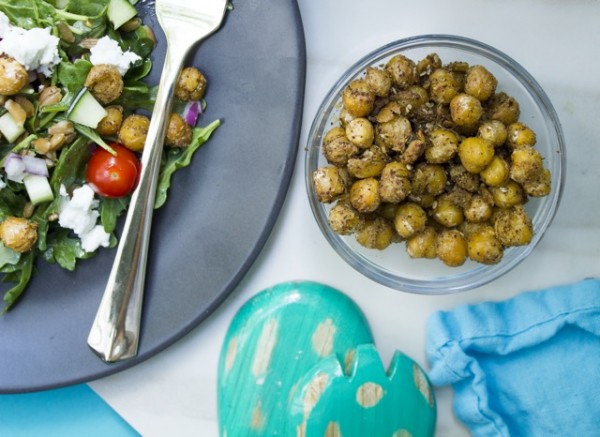 Israeli Farro Salad with Za'atar Fried Chickpeas