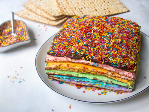 Rainbow-Matzah-Cake-with-